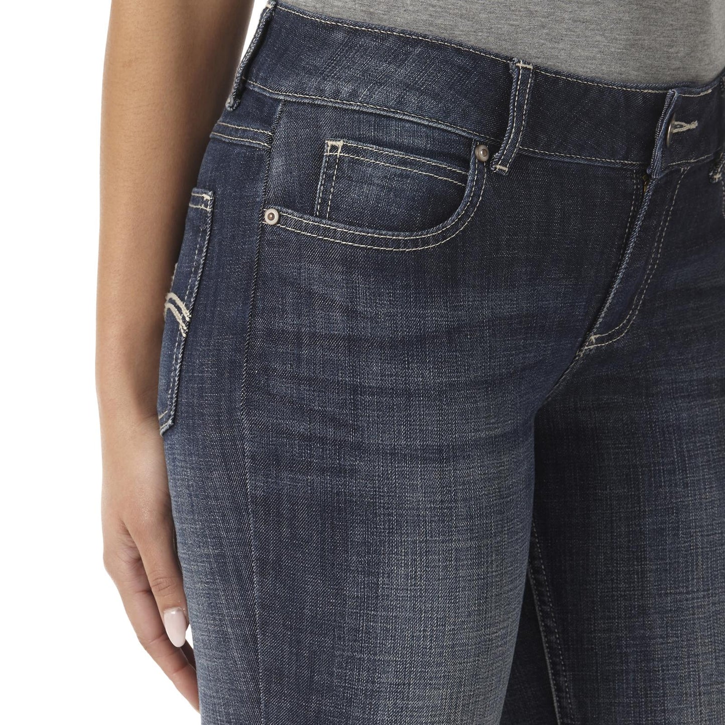 Wrangler® Essential Women Straight Jean - Mid Rise