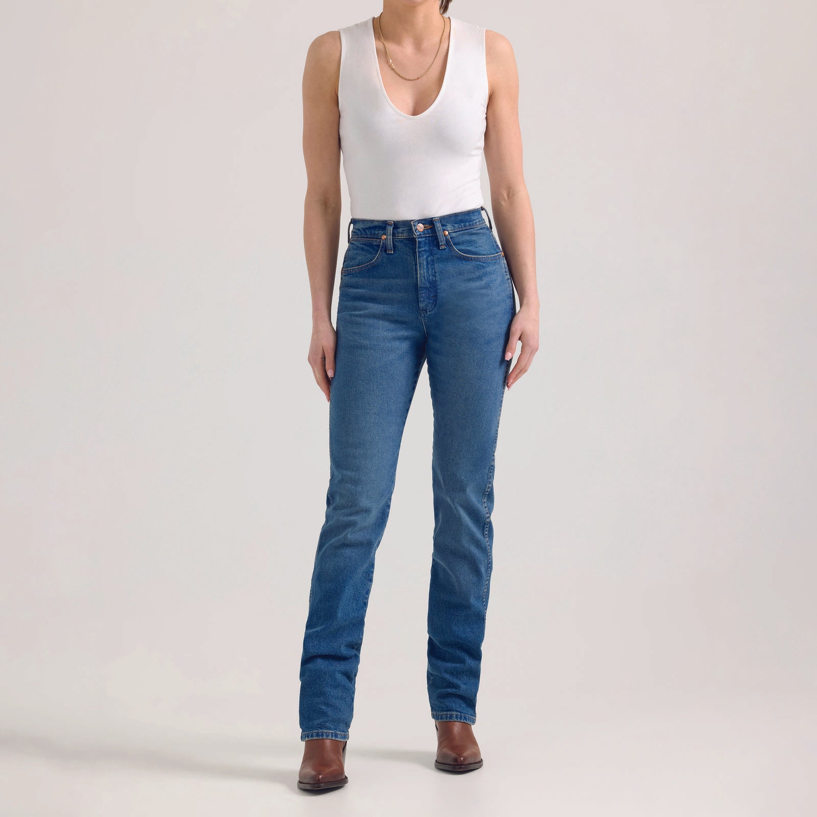 Wrangler® Women's Iconic Cowboy Cut® Jean Autumn – Basics