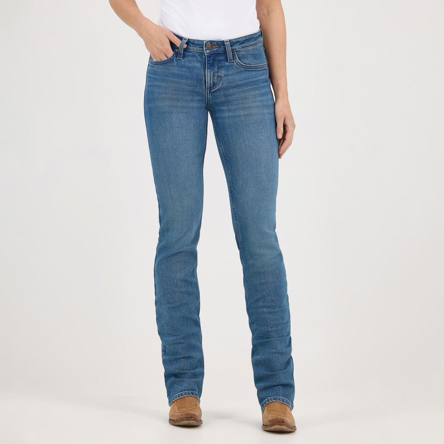 Wrangler Women Retro® Mae Bootcut Jean - Mid Rise - Dahlia