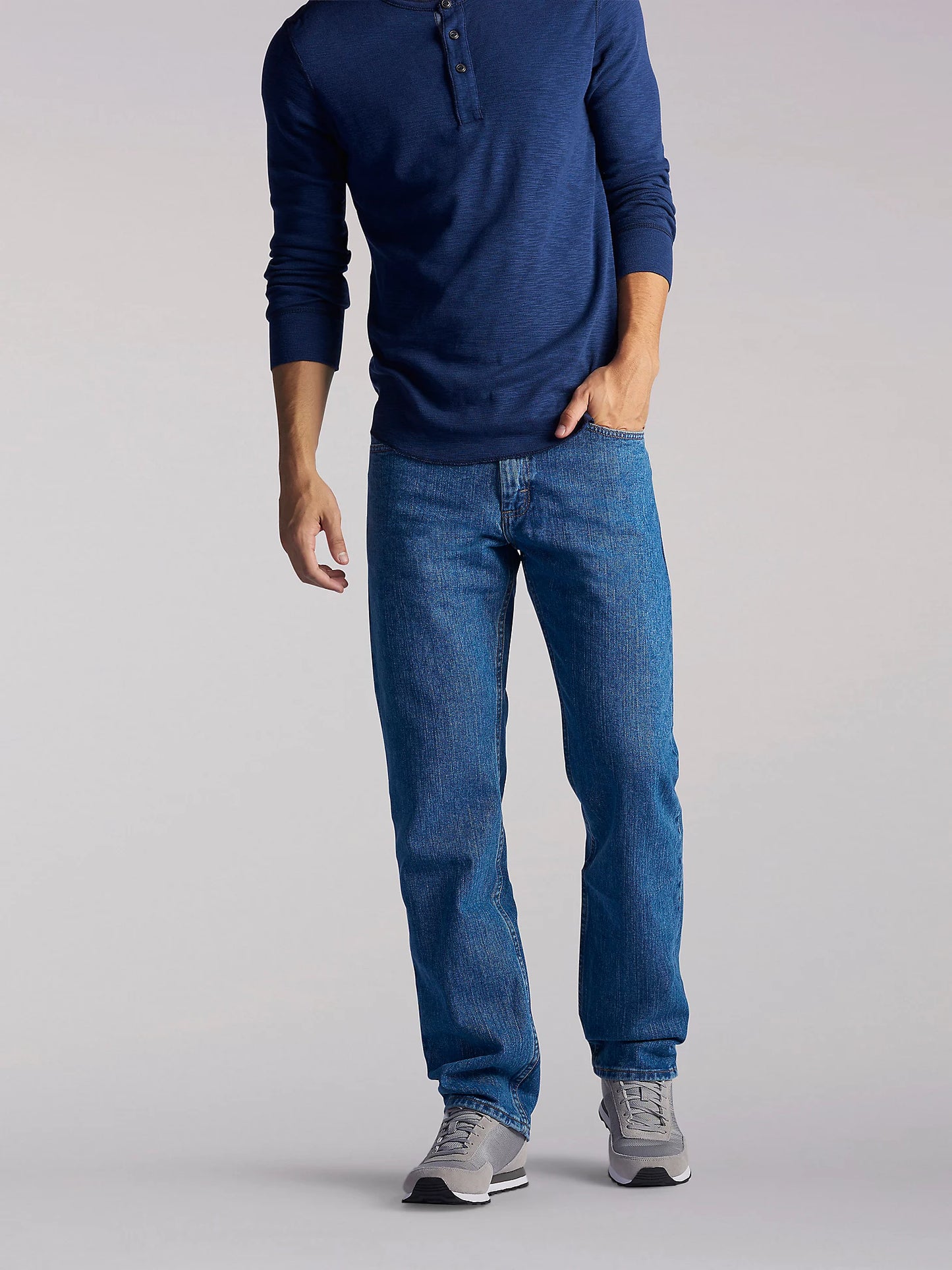 Lee Men's 100% Cotton Regular Fit Straight Leg Jean, Pepper Stone