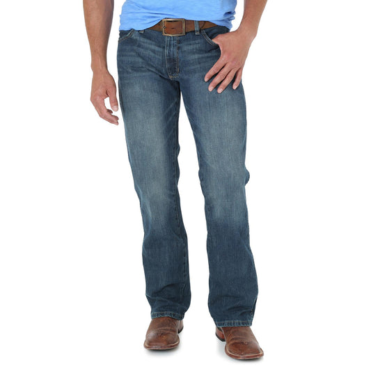 Wrangler® Men's Retro® Slim Boot Jeans - Slim - River Wash