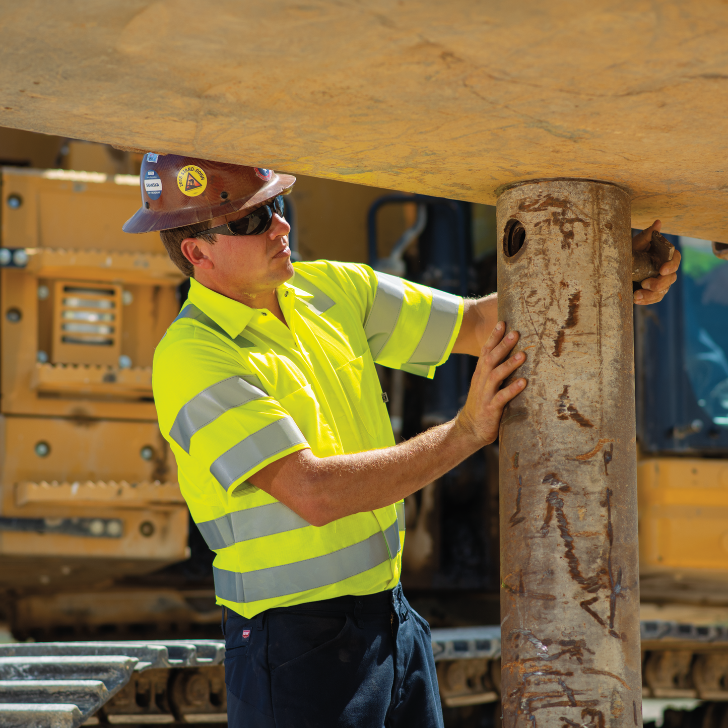 Red Kap Short Sleeve Hi-Visibility Ripstop Work Shirt with MIMIX® + OilBlok, Type R Class 3-Fluorescent Yellow