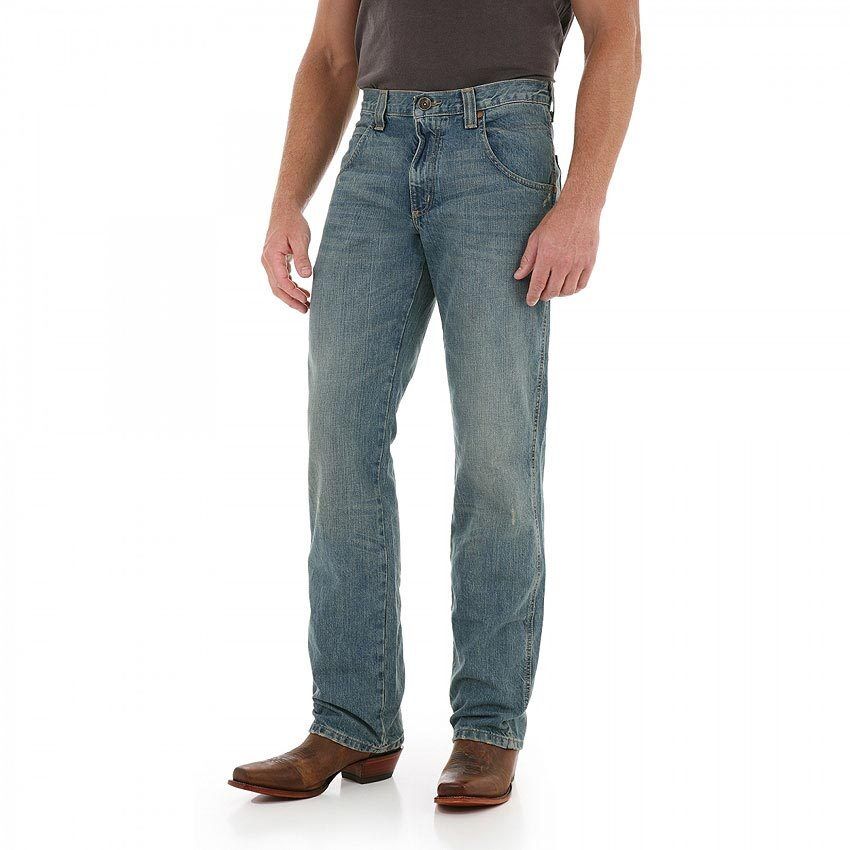 Wrangler Men's Retro Relaxed Fit Straight Leg Jean, Light Blue