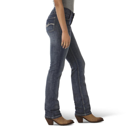 Wrangler® Essential Women Straight Jean - Mid Rise