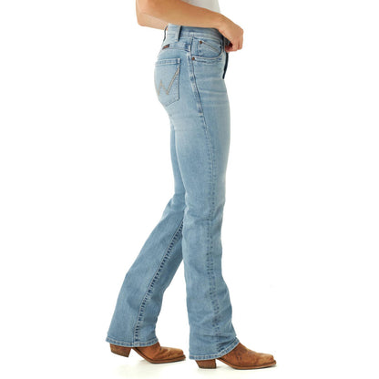 Wrangler® Ultimate Riding Women's Jean Willow Mid-Rise Bootcut - Light Wash