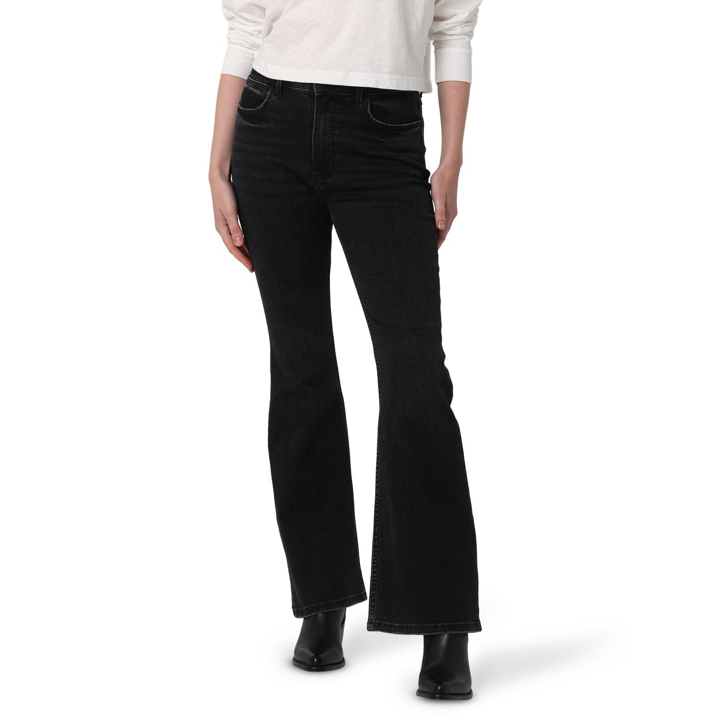 Wrangler® Women's Fierce Flare Jean - Black