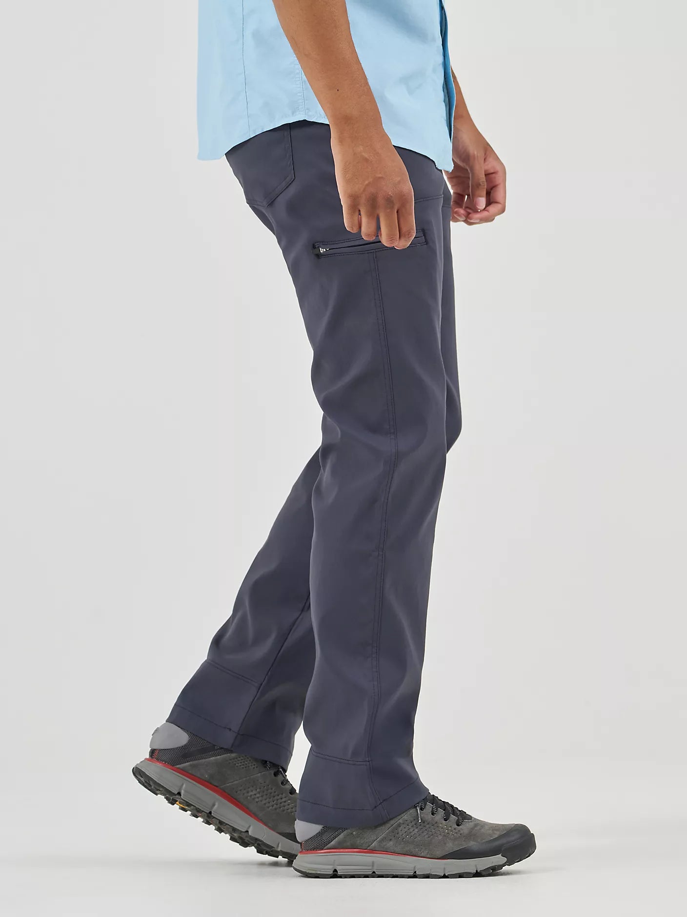 Wrangler ATG™ Men's Cliff Side Utility Pant-112357501-Blue Nights