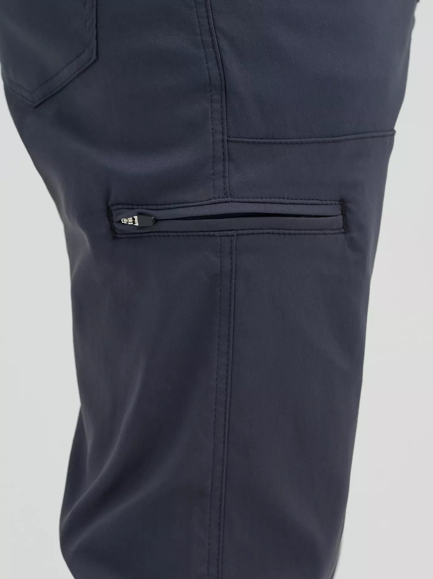 Wrangler ATG™ Men's Cliff Side Utility Pant-112357501-Blue Nights