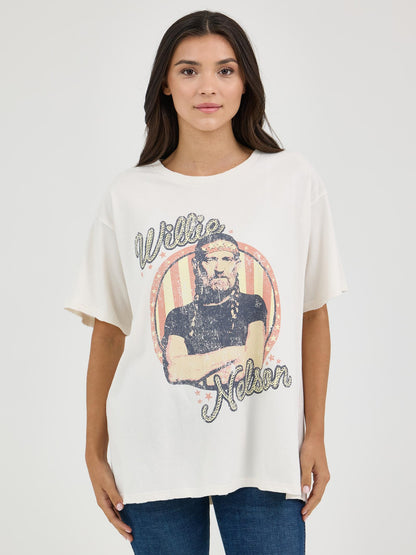 Wrangler® Women's Willie Nelson Oversized Fit Band Tee  - Marshmallow - 112361042