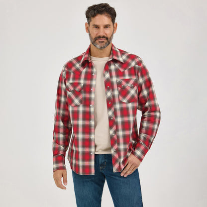 Wrangler Men's Retro® Long Sleeve Shirt - Modern Fit