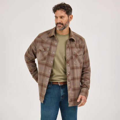 Wrangler Men Retro® Long Sleeve Flannel Shirt - Modern Fit