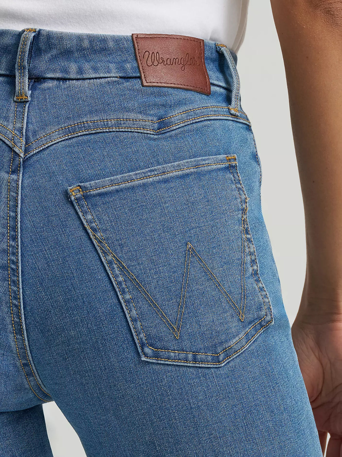 Wrangler® Bespoke Flare Jean - High Rise - Jemma - 112382270