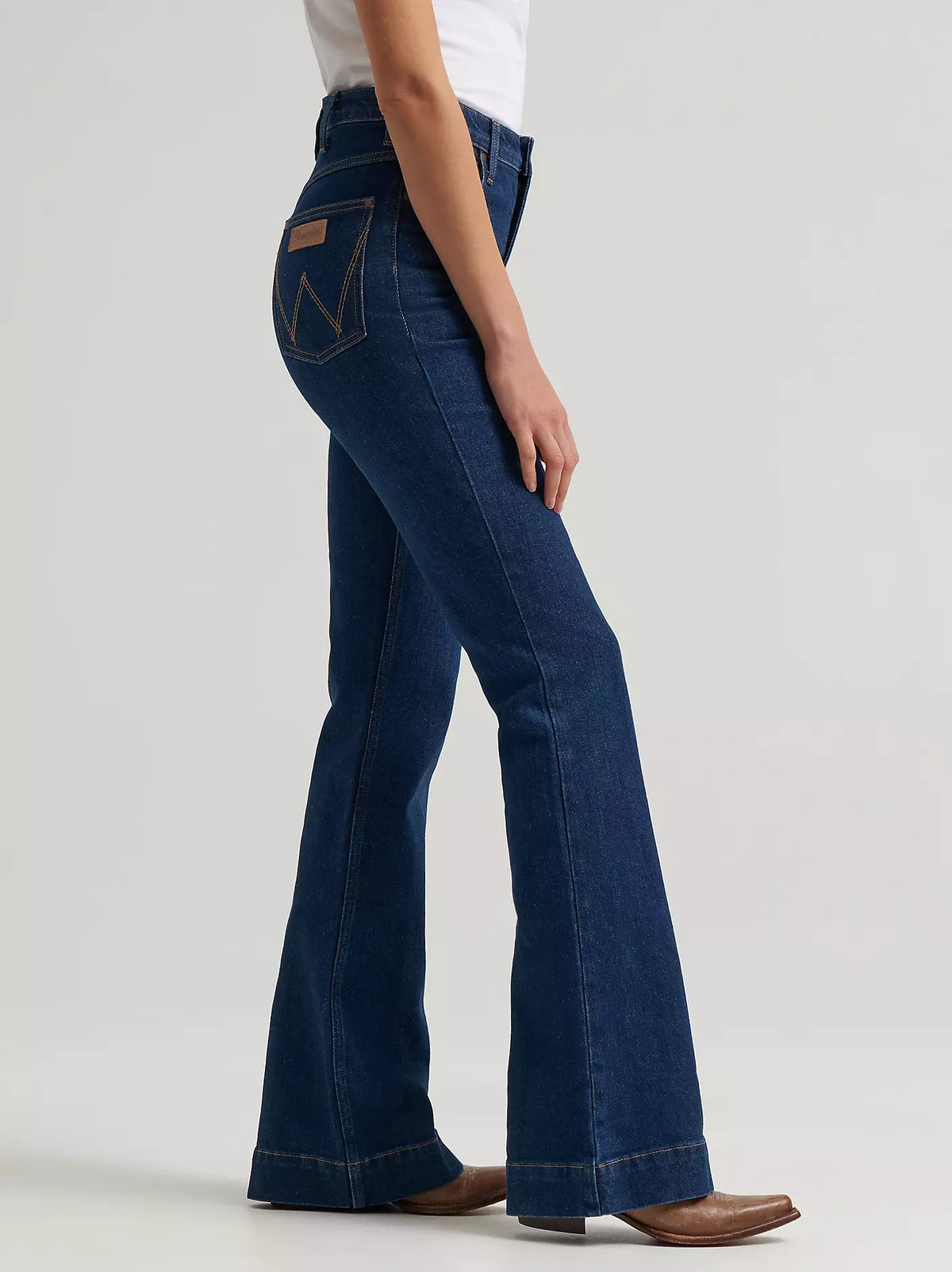 Wrangler® The Riding Jean - Bell Trouser - High Rise - Emerie - 112382756