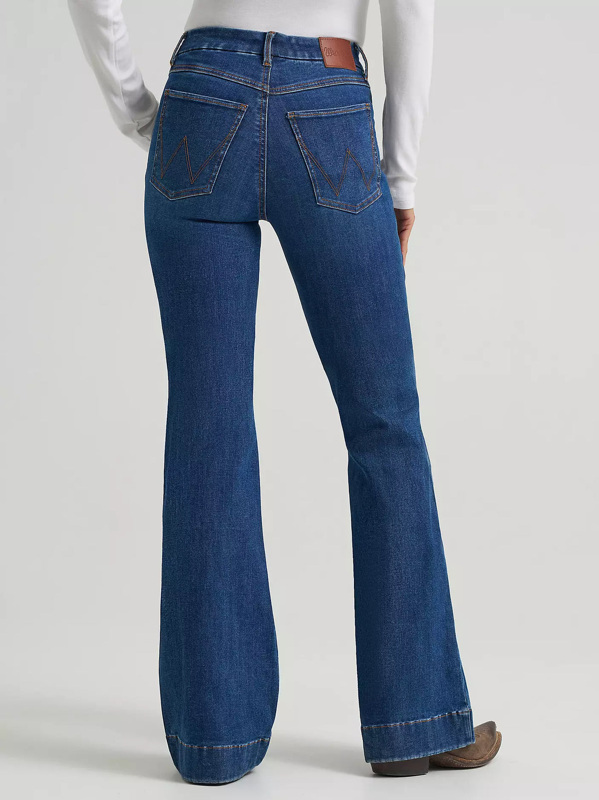 Wrangler® Bespoke Trouser Jean - Reina - 112382765
