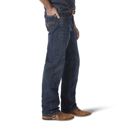 Wrangler® Men's 20X® No. 33 Relaxed Straight Leg Jeans - Wells