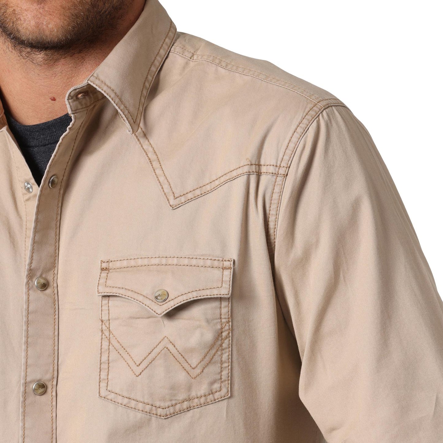 Wrangler® Men's Contrast Trim Western Two Snap Flap Pocket Shirt - Tan