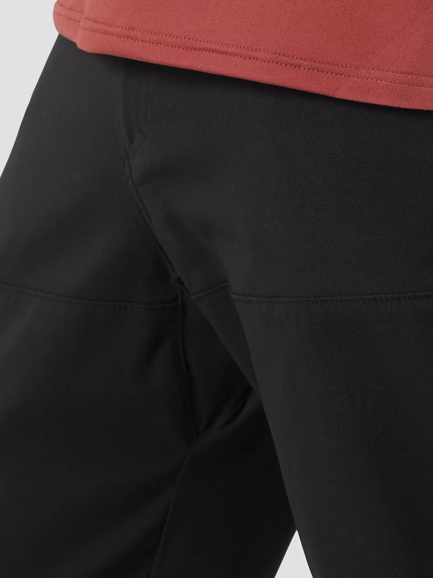 Wrangler ATG™ Men's Cliff Side Utility Pant-NS849CV-Caviar