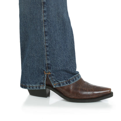 Wrangler® Women's Ultimate Riding Jean - Cash - American Spirit